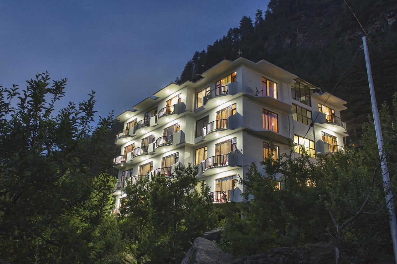 Apple Crescent Resort - Manali (Himachal Pradesh) — Photos 1